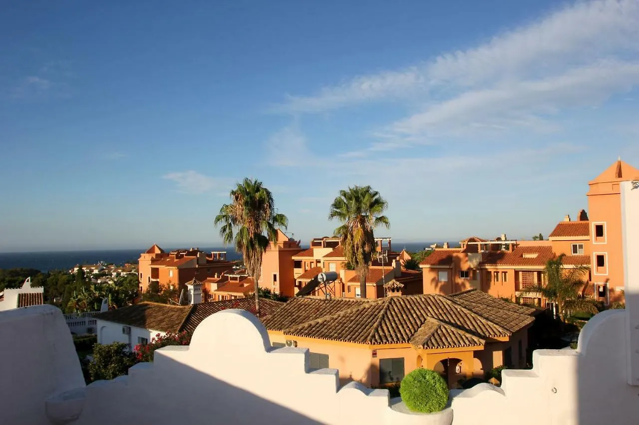 Rooftop Villa - chalet en Cabo Pino con vistas al mar, jardines y piscina Marbella 0*,  España